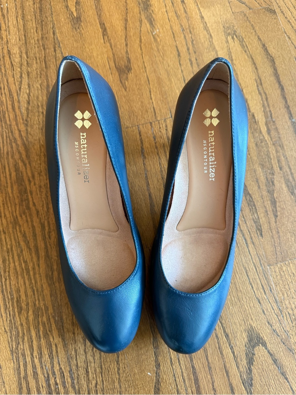 Naturalizer Navy Blue Leather Pumps